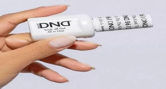 WHY YOU SHOULD CHOOSE DND GEL POLISH FOR YOUR NEXT MANICURE