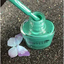 CND VINYLUX ART BASIL #210 WEEKLY POLISH