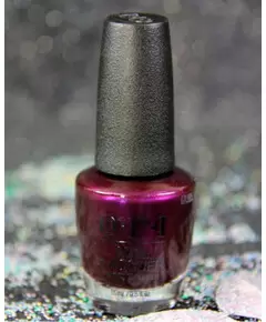 OPI LET'S TAKE AN ELFIE NAIL LACQUER #HRM09