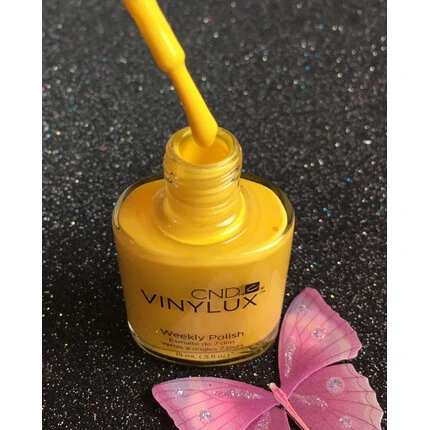 CND VINYLUX BANANA CLIPS #239 WEEKLY POLISH
