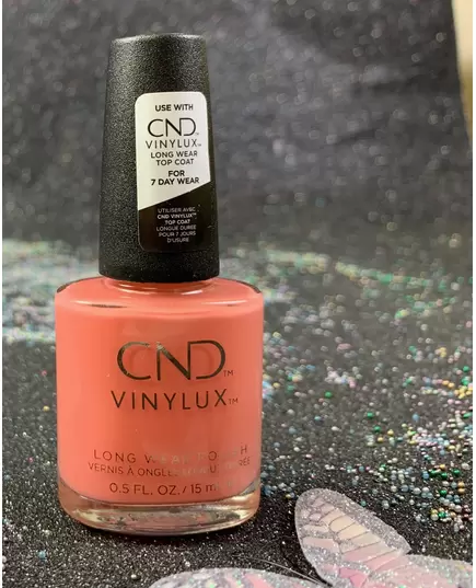 CND VINYLUX CATCH OF THE DAY 352 WEEKLY POLISH