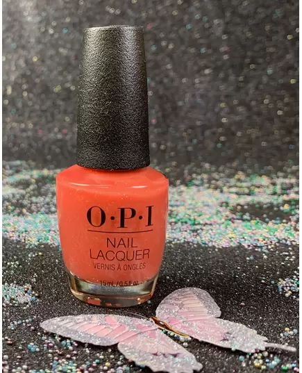 OPI MURAL MURAL ON THE WALL NLM87 NAIL LACQUER MEXICO CITY SPRING 2020