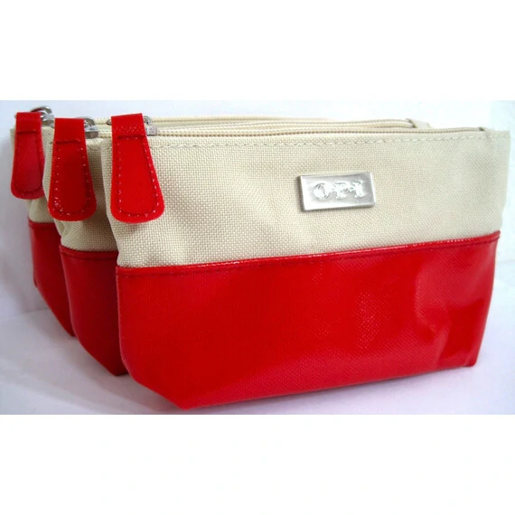 NICE MAKEUP BAG WHITE & RED BY OPI