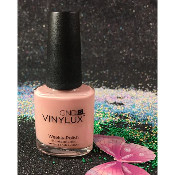 CND VINYLUX PINK PURSUIT #215 WEEKLY POLISH