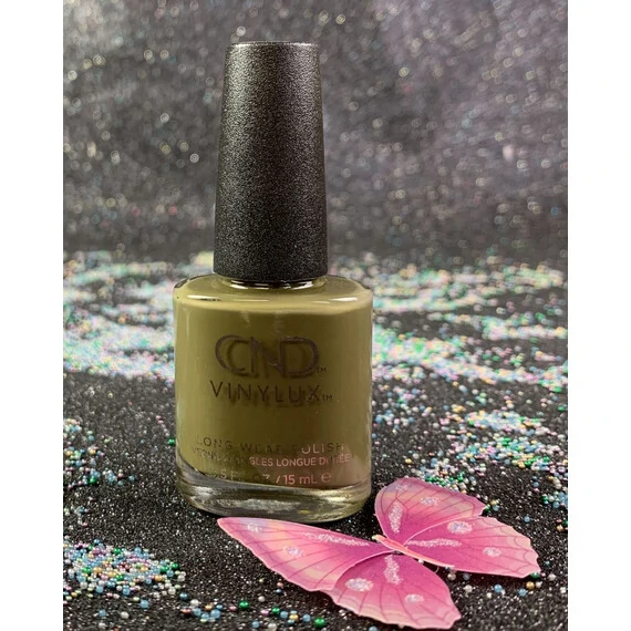 CND VINYLUX CAP & GOWN #327 WEEKLY POLISH